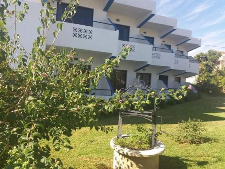 Eleni'S Apartments Afantou Exterior photo